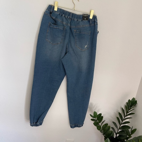 BLANKNYC High, Elastic Waist Jogger Style Jeans Size 29 NWT - Picture 3 of 5